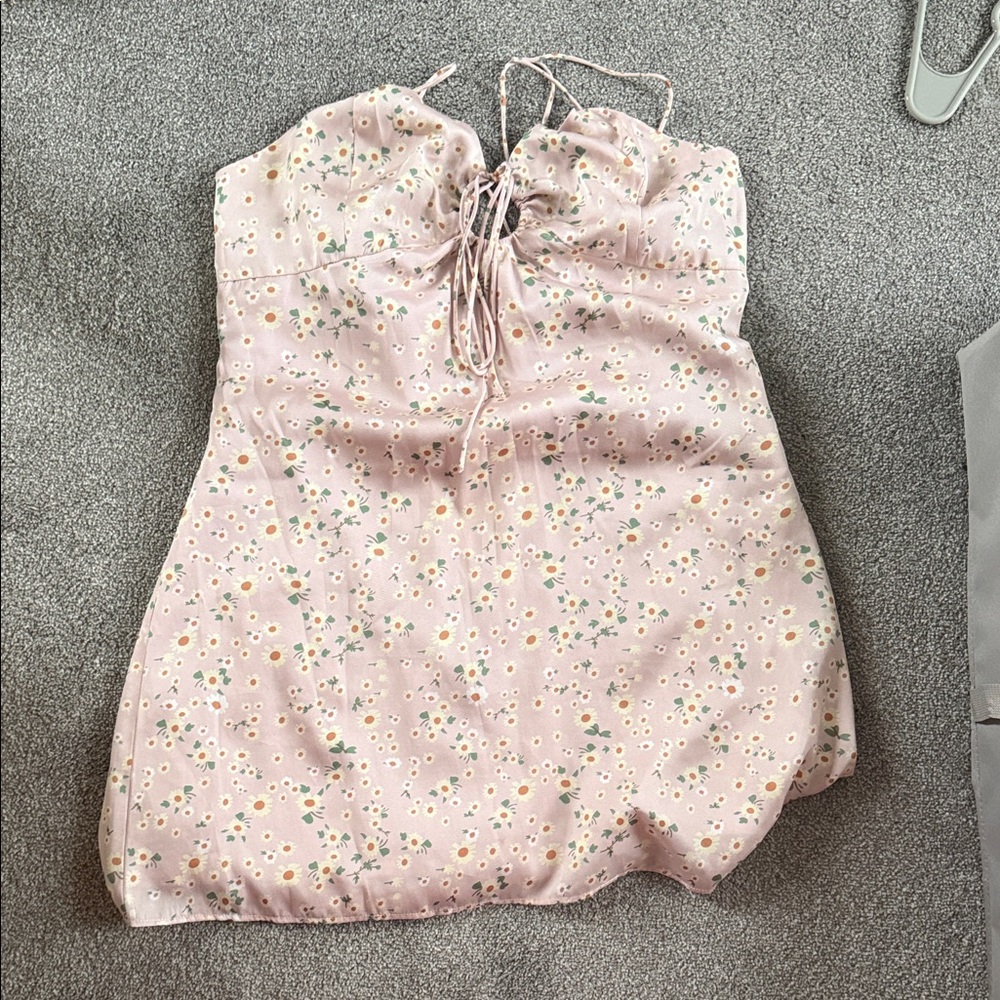 Kittenish Blush Floral Dress